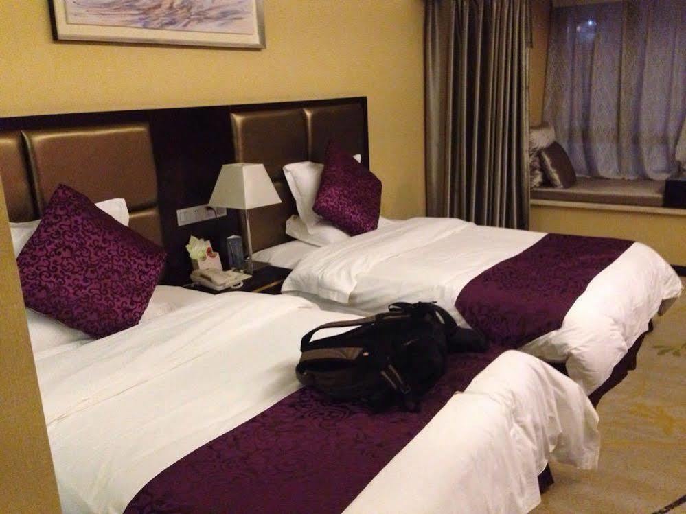 Yj Intl. Hotel Ta-mien-chen Buitenkant foto