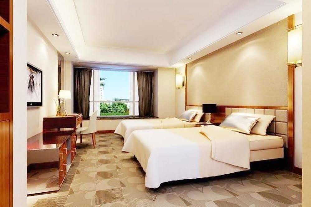 Yj Intl. Hotel Ta-mien-chen Buitenkant foto