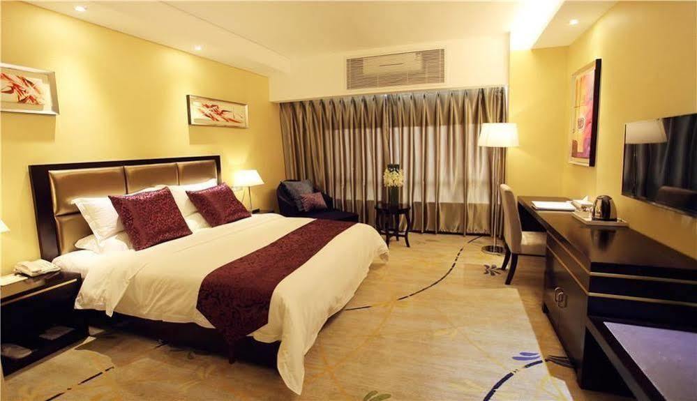 Yj Intl. Hotel Ta-mien-chen Buitenkant foto